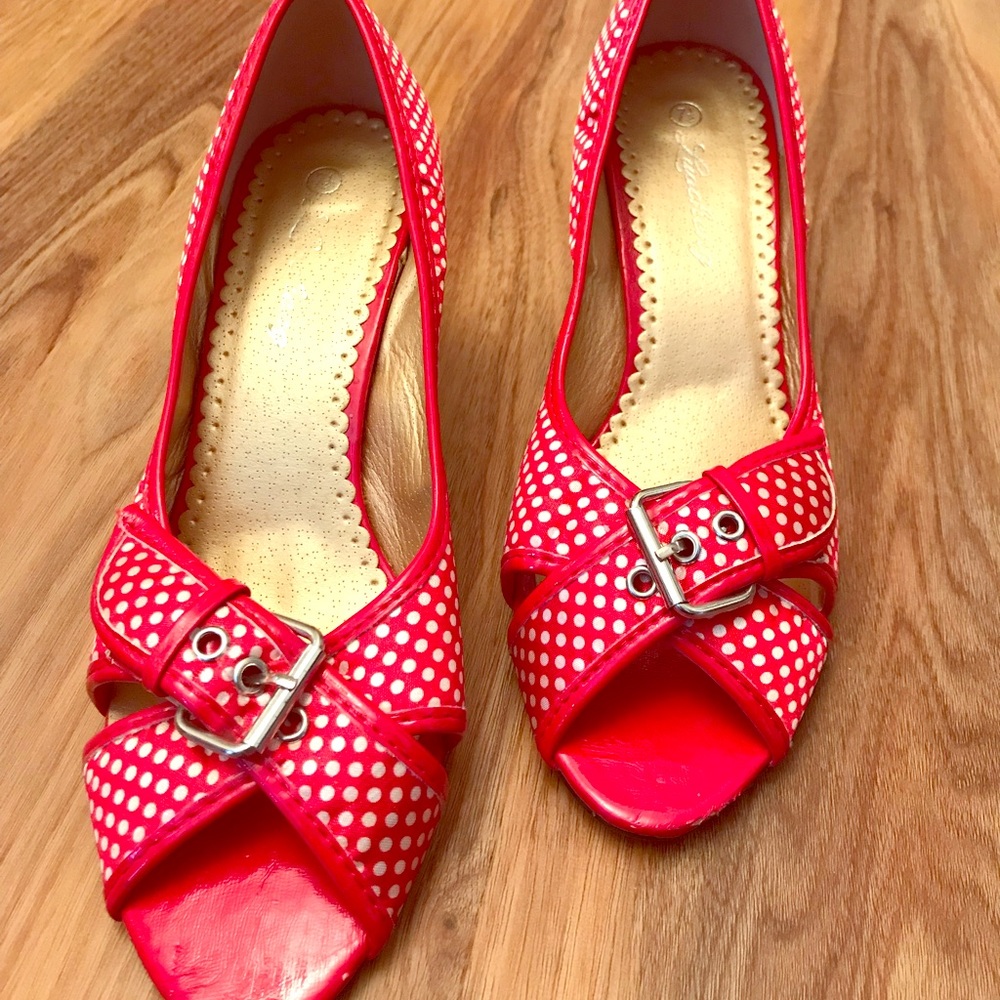 Red polka dot heels